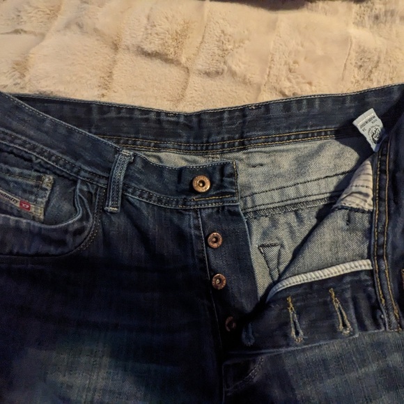 DIESEL S34/32 distressed relax fit jeans - Picture 2 of 12